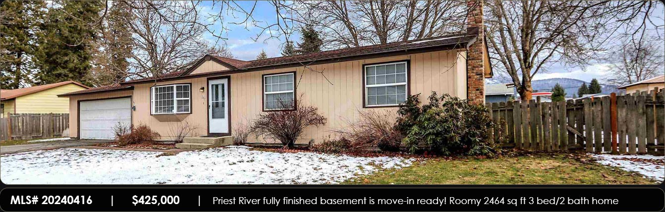 Priest River rambler with fully finished basement is move-in ready! Bright and roomy 2464 sq ft 3 bed/2 bath home